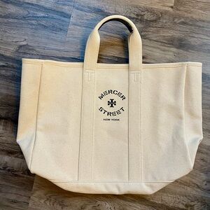Tory Burch Tote NWOT
